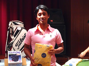 ドラコン賞(EMO牛ヒレステーキ)川上社長