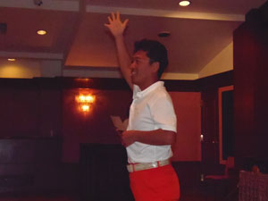 ���̏Ē��u�X�ɑ��v���߂���W�����P�����